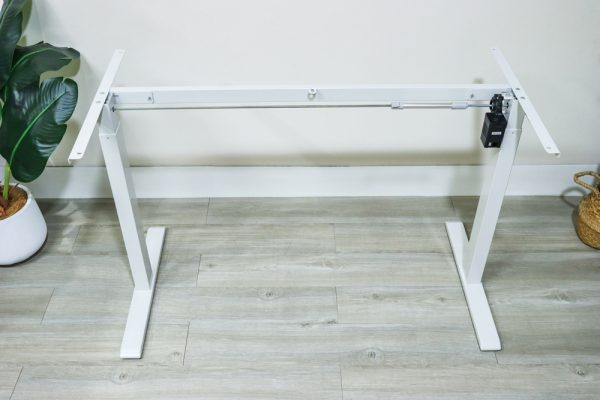 140cm Height Adjustable Electric Desk - Image 4